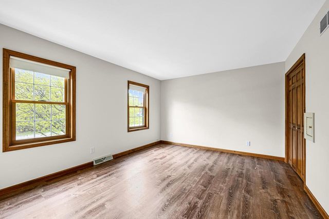 11415 N Lake Shore DRIVE, Mequon, WI 53092