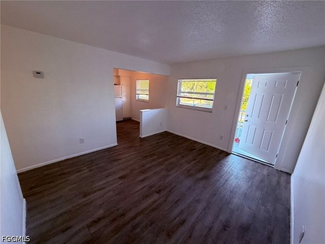 2708 Broadway 7, Fort Myers, FL 33901