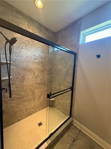 142 Cobblestone Dr, Ohio Twp, PA 15237