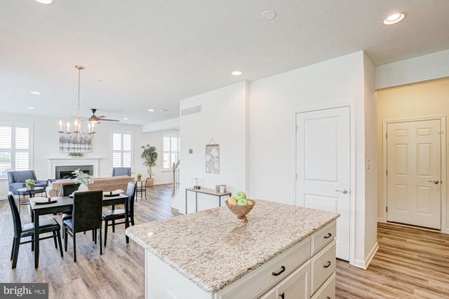 738 ANGELOU AVE, Middletown, DE 19709
