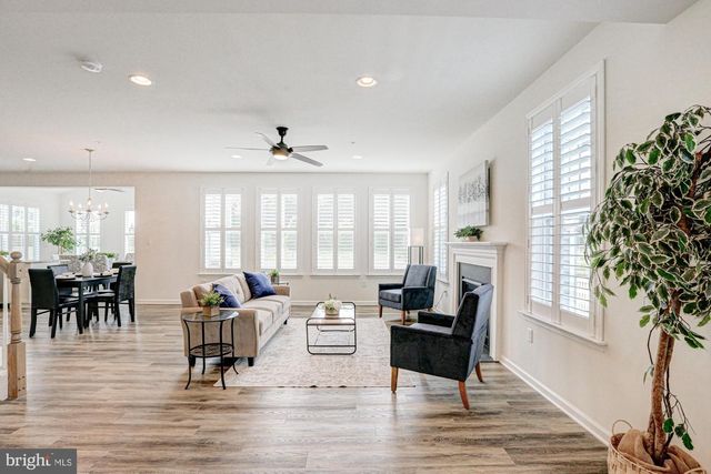 738 ANGELOU AVE, Middletown, DE 19709