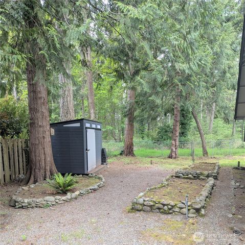 5808 Woodlake Drive W, University Place, WA 98467