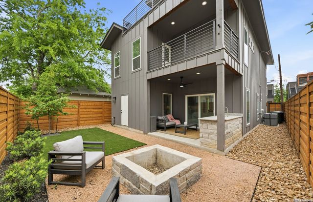 108 Dowdy, San Antonio, TX 78204