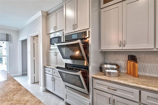 15461 Bedford Lane, Conroe, TX 77384