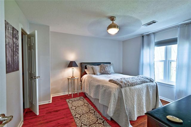 15461 Bedford Lane, Conroe, TX 77384