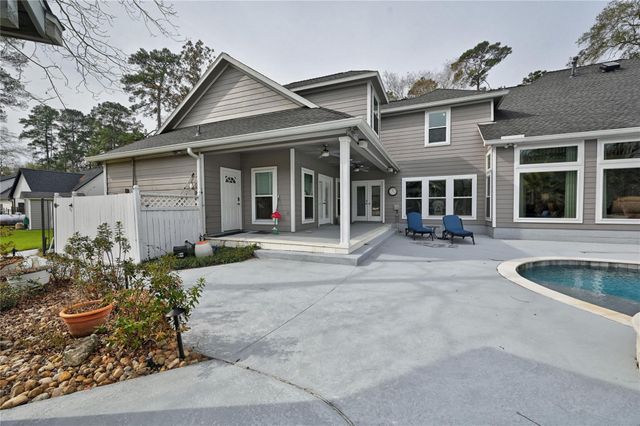 15461 Bedford Lane, Conroe, TX 77384