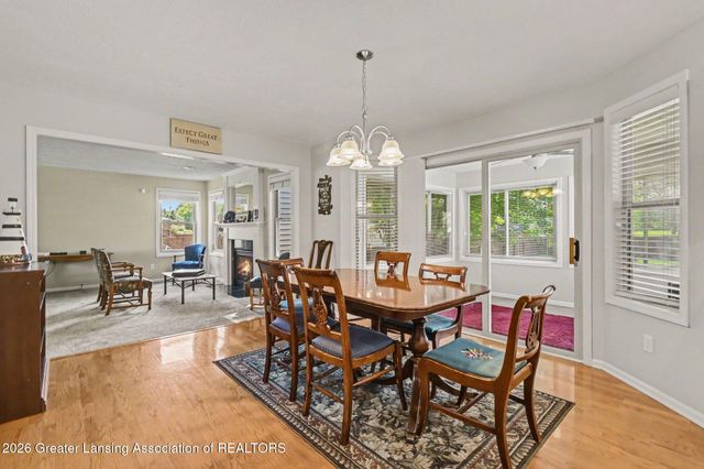 1113 Hawks Ridge, Grand Ledge, MI 48837