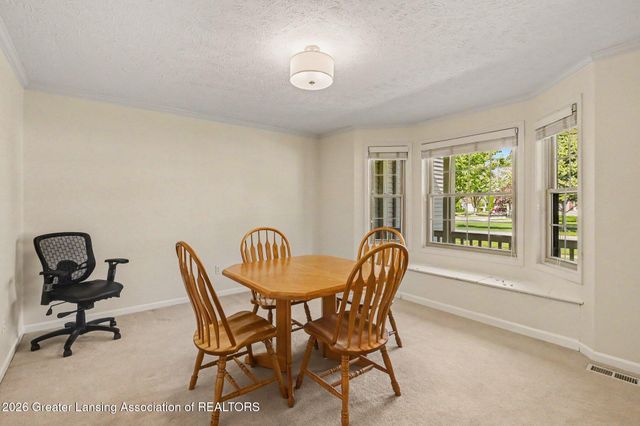 1113 Hawks Ridge, Grand Ledge, MI 48837