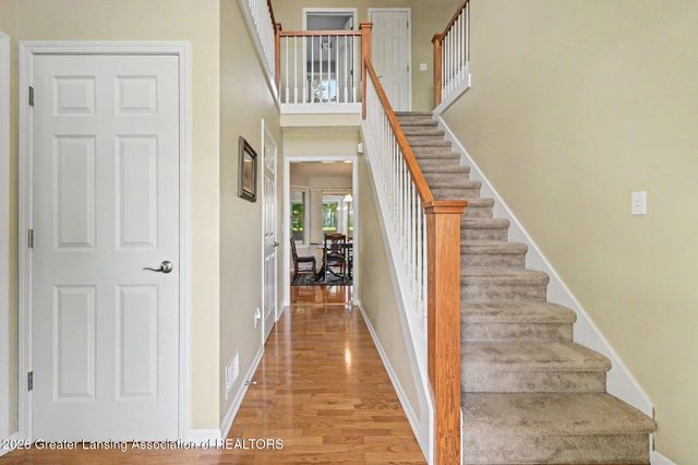 1113 Hawks Ridge, Grand Ledge, MI 48837