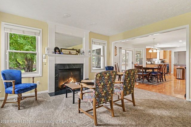 1113 Hawks Ridge, Grand Ledge, MI 48837