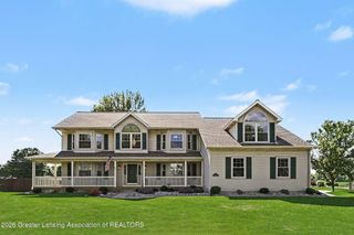 1113 Hawks Ridge, Grand Ledge, MI 48837