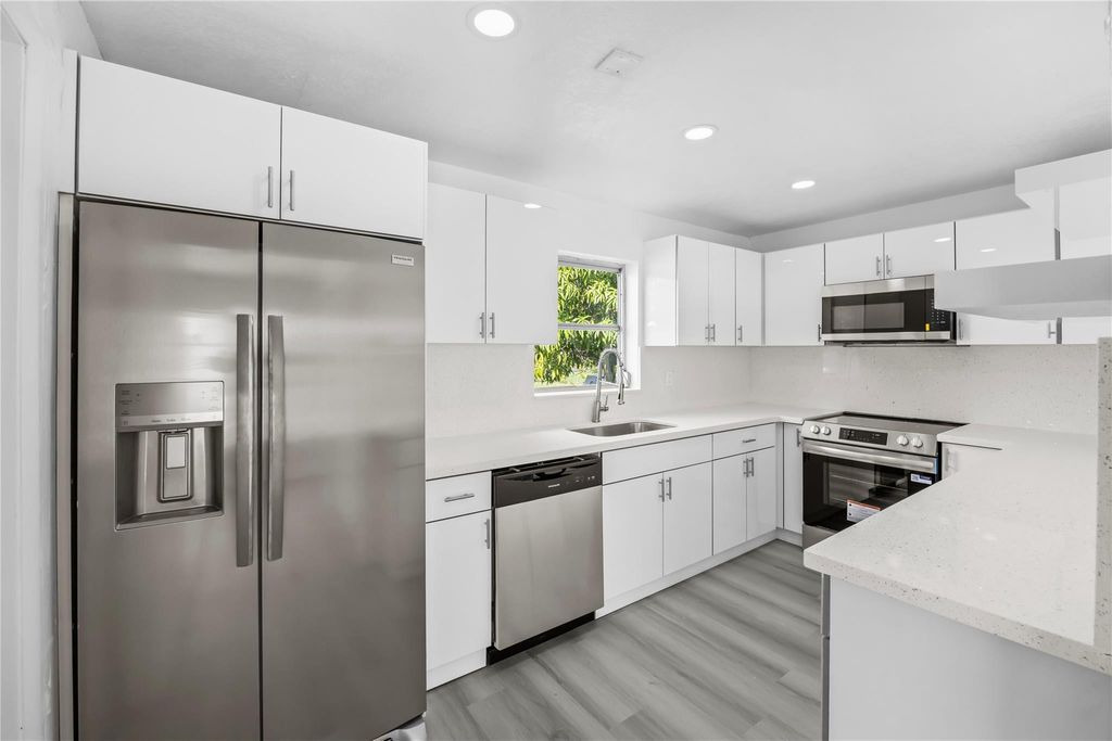 1380 W 31st Street, Riviera Beach, FL 33404