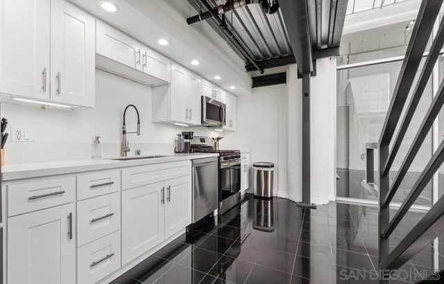 420 S San Pedro 102, Los Angeles, CA 90013