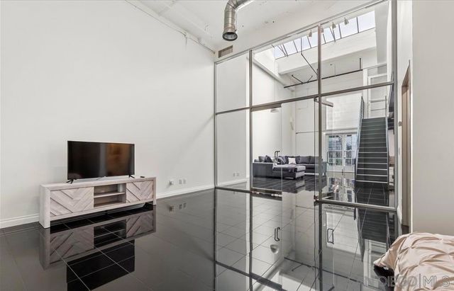 420 S San Pedro 102, Los Angeles, CA 90013