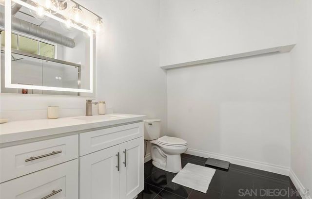 420 S San Pedro 102, Los Angeles, CA 90013