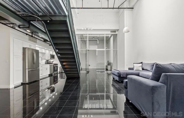 420 S San Pedro 102, Los Angeles, CA 90013