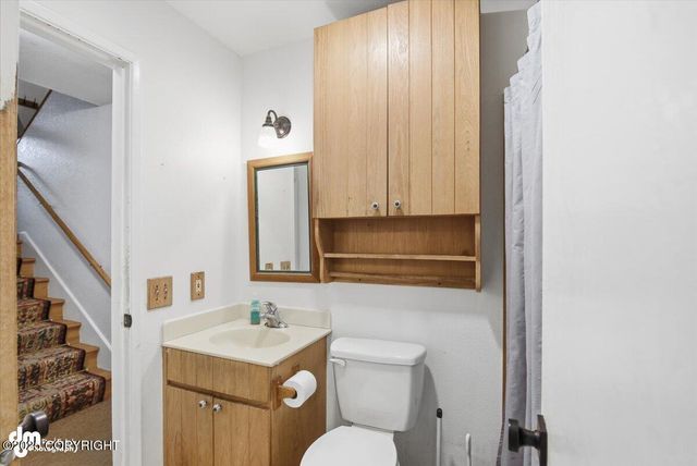 3421 Cottonwood Street, Anchorage, AK 99508