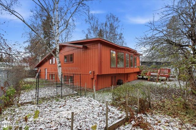 3421 Cottonwood Street, Anchorage, AK 99508