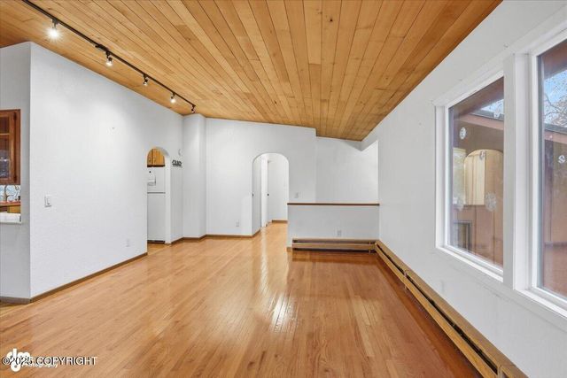 3421 Cottonwood Street, Anchorage, AK 99508