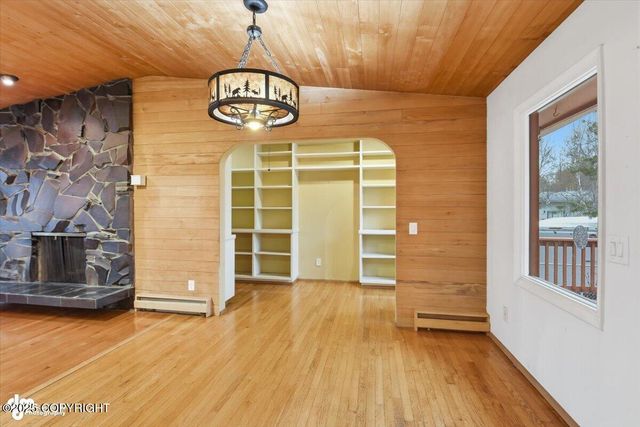 3421 Cottonwood Street, Anchorage, AK 99508