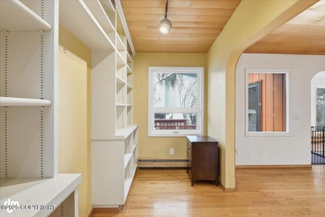 3421 Cottonwood Street, Anchorage, AK 99508