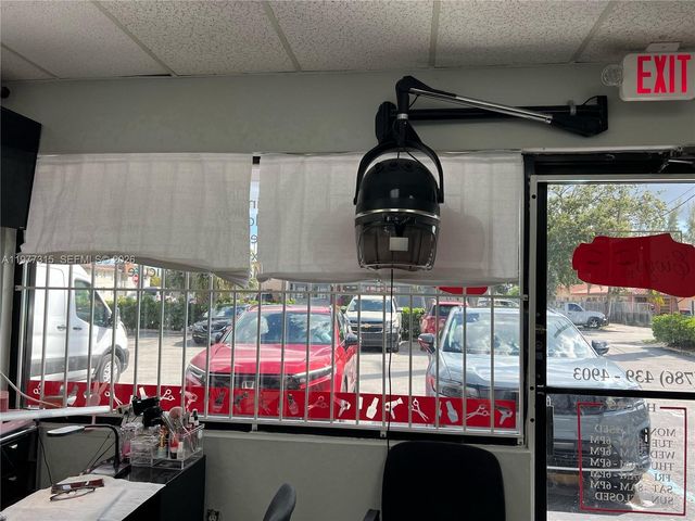 3300 E 4 Avenue, Hialeah, FL 33013