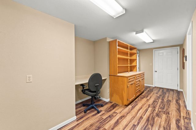 810 SOUTHERN AIR DR, Jefferson City, MO 65109