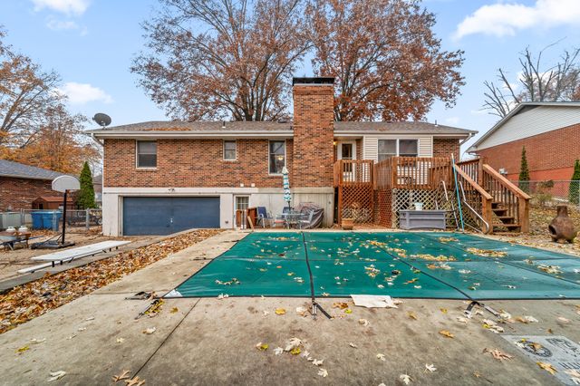 810 SOUTHERN AIR DR, Jefferson City, MO 65109