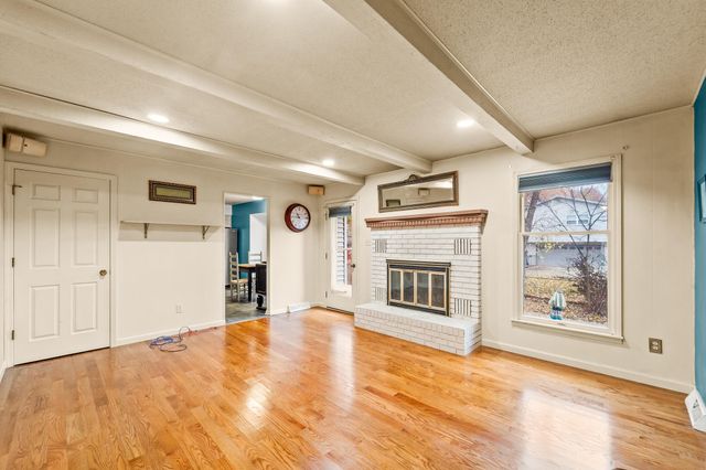 810 SOUTHERN AIR DR, Jefferson City, MO 65109