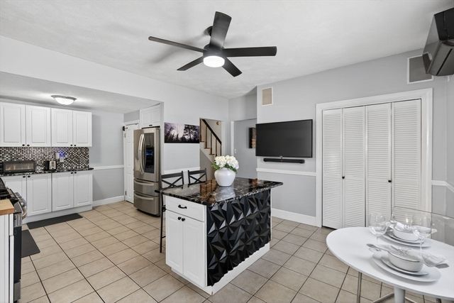 24 Mague Avenue 24, Newton, MA 02465