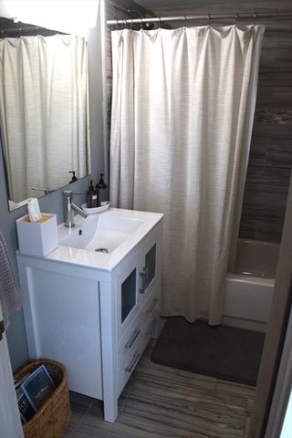 2 Griffin Place 3, Salem, MA 01970