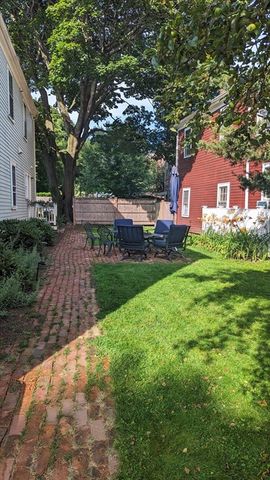 2 Griffin Place 3, Salem, MA 01970