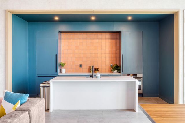 48 East Ave 2005, Austin, TX 78701
