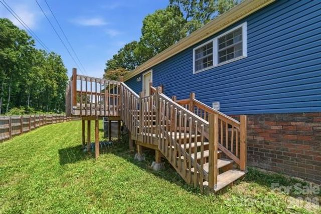 864 Stowe Lane, Gastonia, NC 28056