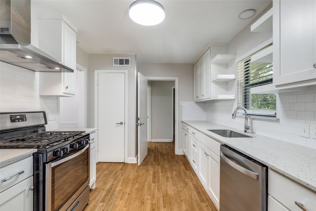 5731 Berkshire Lane, Dallas, TX 75209