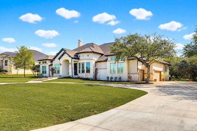 1131 Spanish Trl, New Braunfels, TX 78132