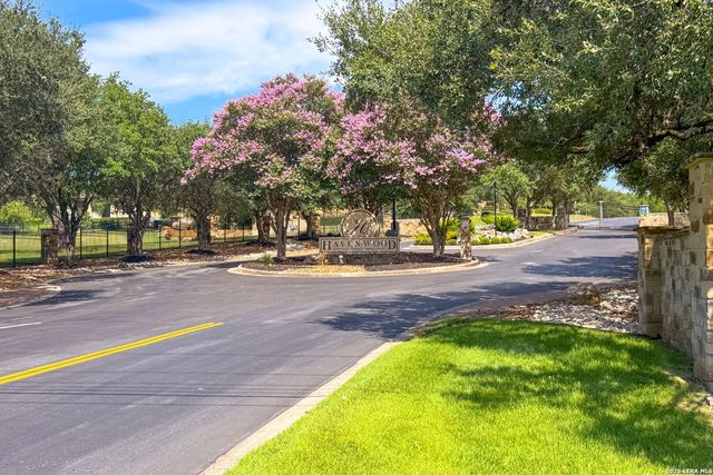 1131 Spanish Trl, New Braunfels, TX 78132