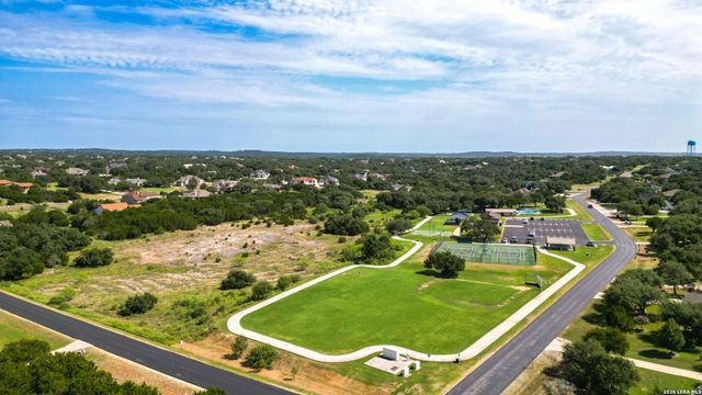 1131 Spanish Trl, New Braunfels, TX 78132