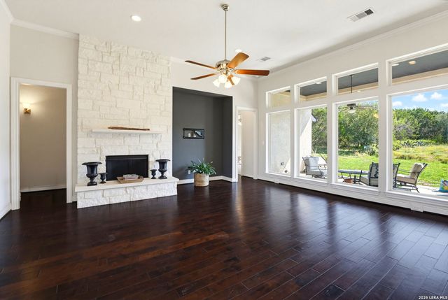 1131 Spanish Trl, New Braunfels, TX 78132