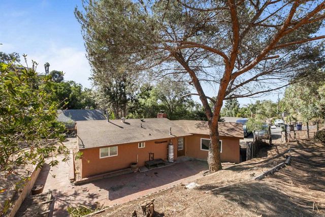 8838 Cherry Road, Lakeside, CA 92040
