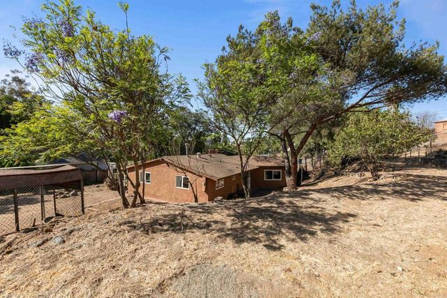 8838 Cherry Road, Lakeside, CA 92040