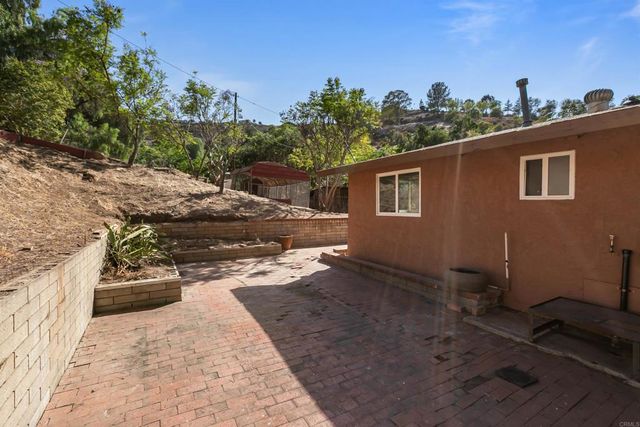 8838 Cherry Road, Lakeside, CA 92040