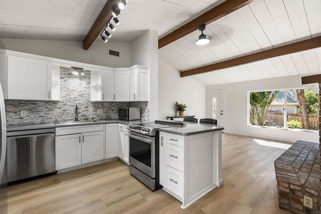 8838 Cherry Road, Lakeside, CA 92040