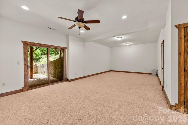 129 Nodatsi Court, Brevard, NC 28712