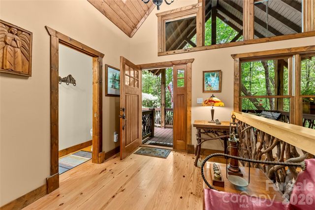 129 Nodatsi Court, Brevard, NC 28712