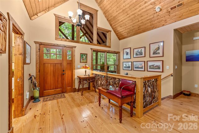 129 Nodatsi Court, Brevard, NC 28712