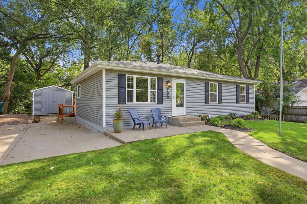 403 Stewart Road, Willernie, MN 55090 — photo 2