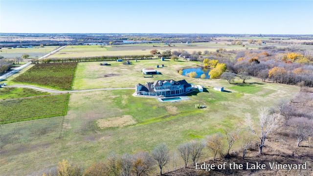 2 Shady Oak Lane, Valley View, TX 76272