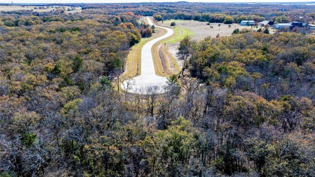 2 Shady Oak Lane, Valley View, TX 76272