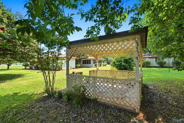 79 Baldwin Road, Decatur, AL 35603